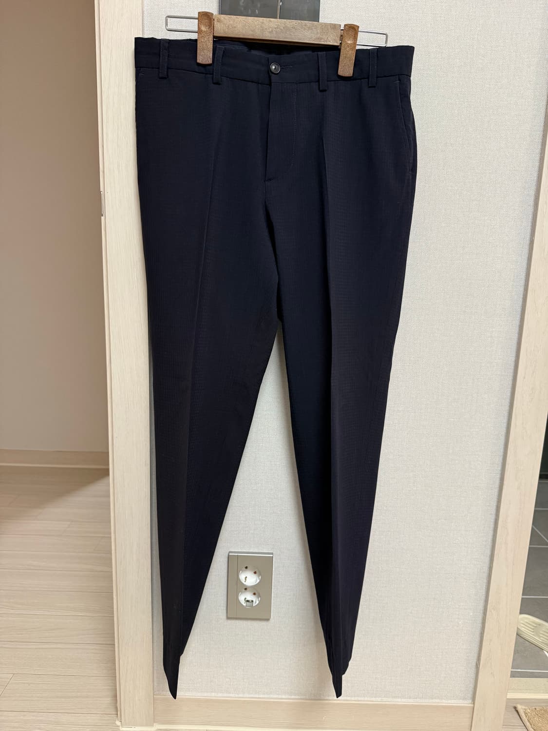 아워레가시 시어서커 네이비 슬랙스 46 상품이미지2