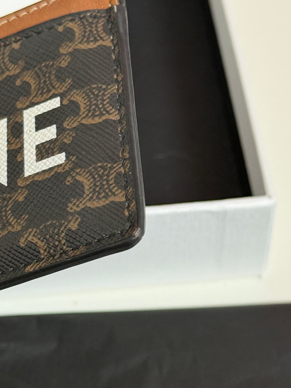 정품 셀린느 카드지갑 상품이미지5