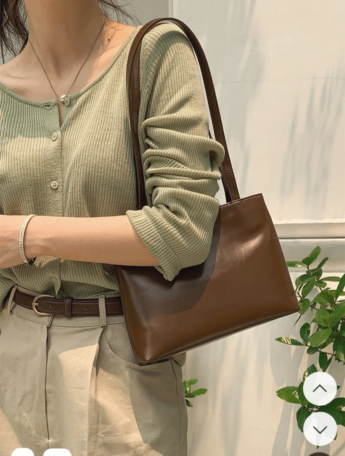 슬로우앤드 숄더백 브라운 Bazil Everyday bag 상품이미지2