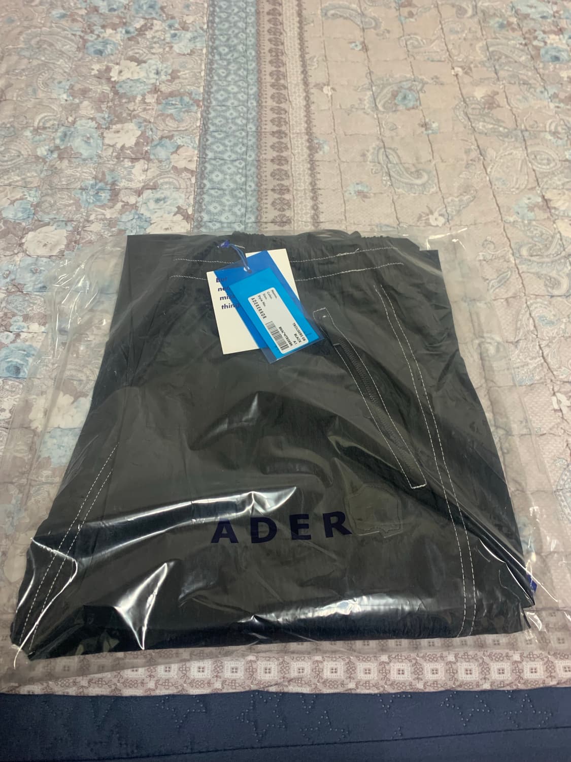 아더에러 21FW 스컬프처 로고 트랙 팬츠 상품이미지4