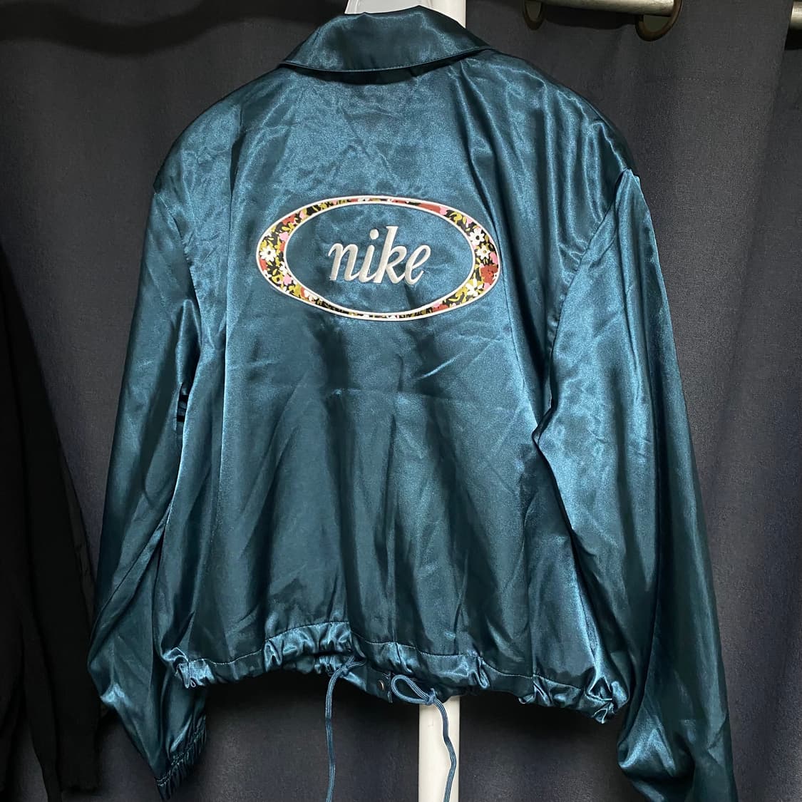 나이키 새틴 코치자켓 L 상품이미지3