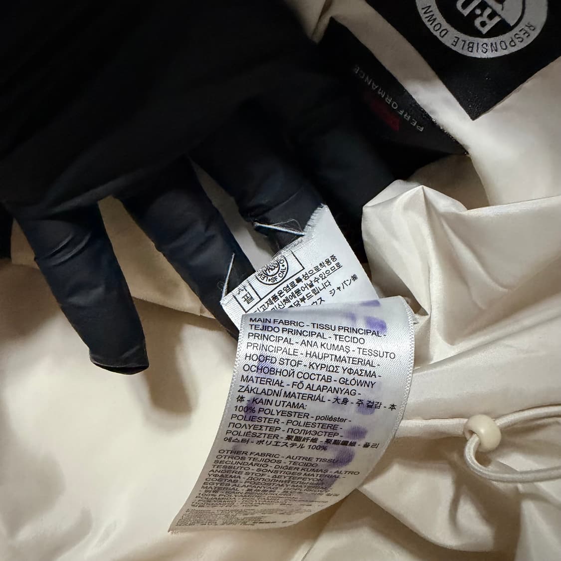 LEVI's 우먼 크롭 덕다운 숏패딩 상품이미지4