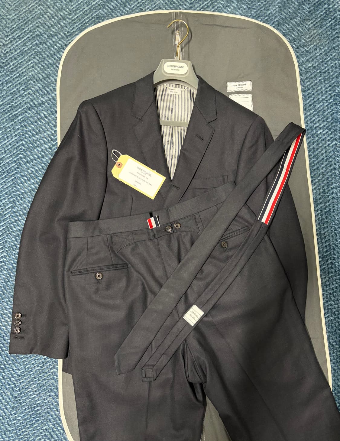 톰브라운 클래식 수트 셋업 차콜 1사이즈 상품이미지1