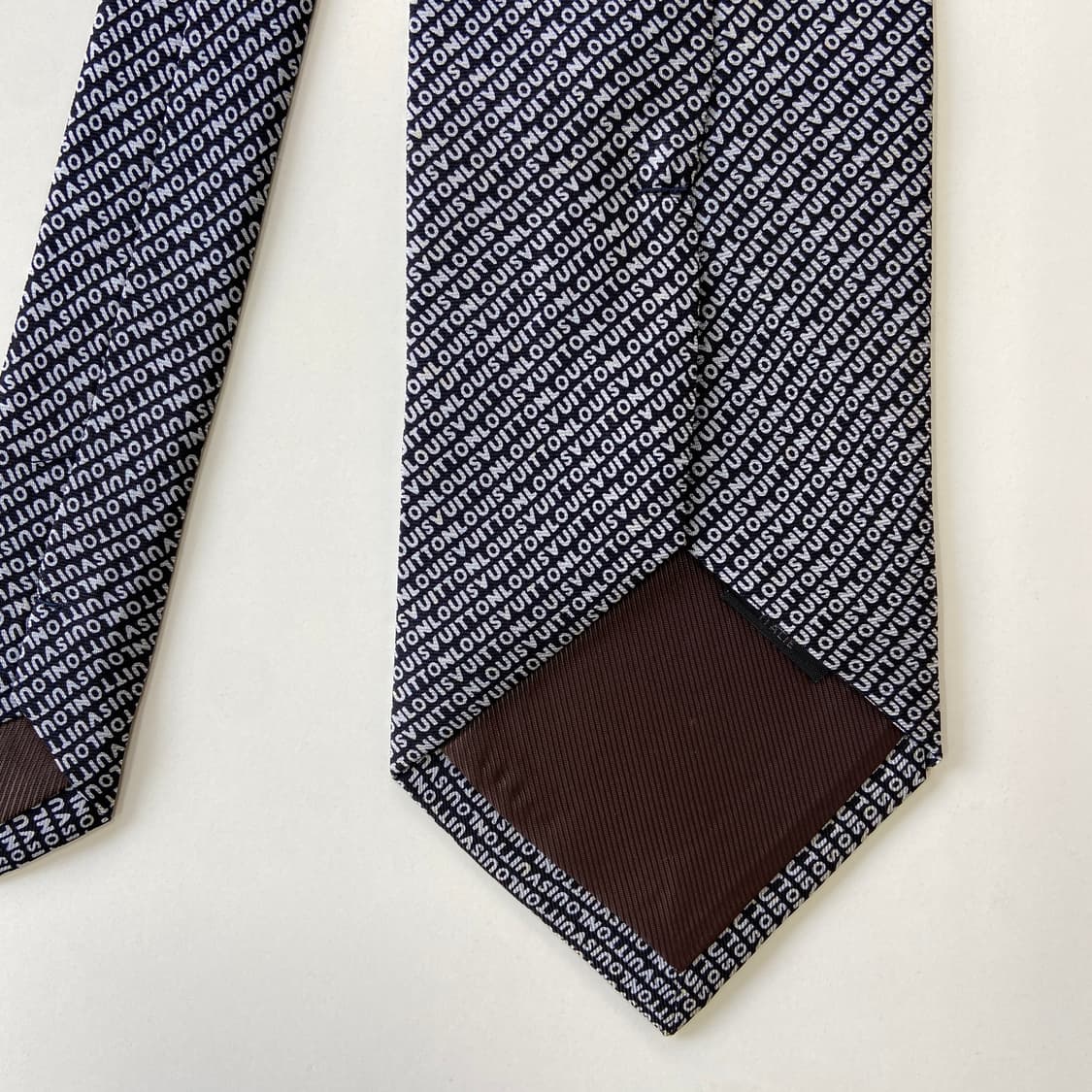 루이비통 (LOUIS VUITTON) 모노그램 정품 명품넥타이 상품이미지4