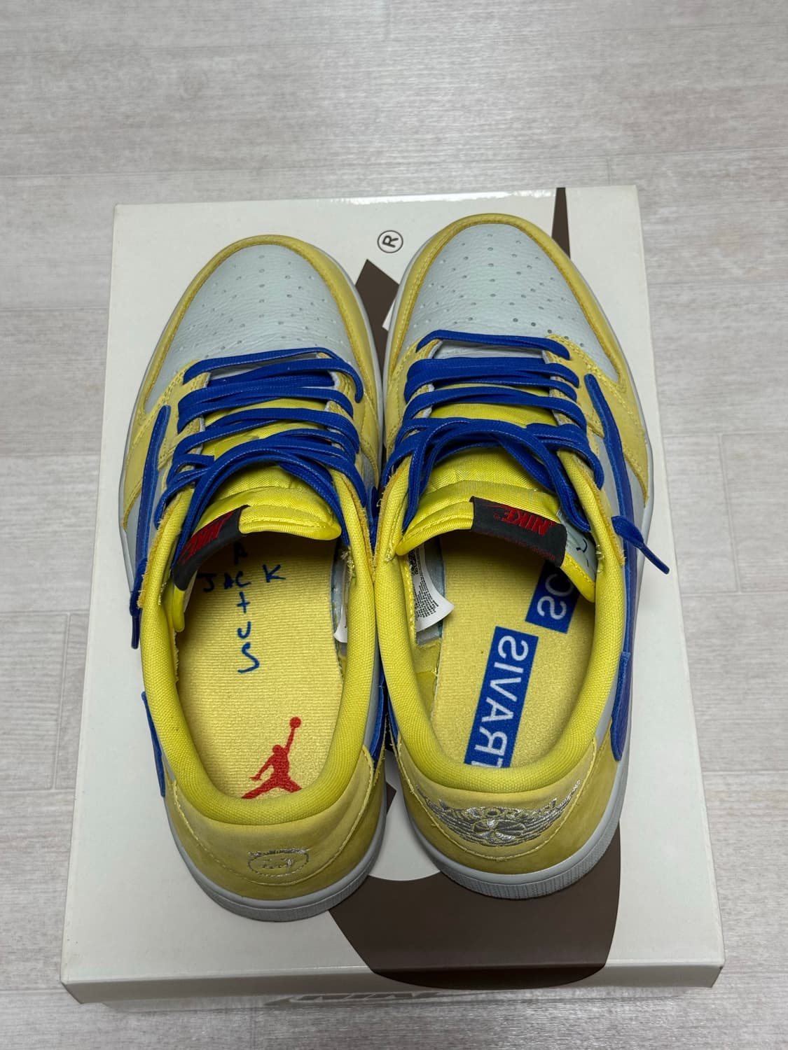 나이키 에어 조던1 로우 OG 카나리 280 상품이미지6
