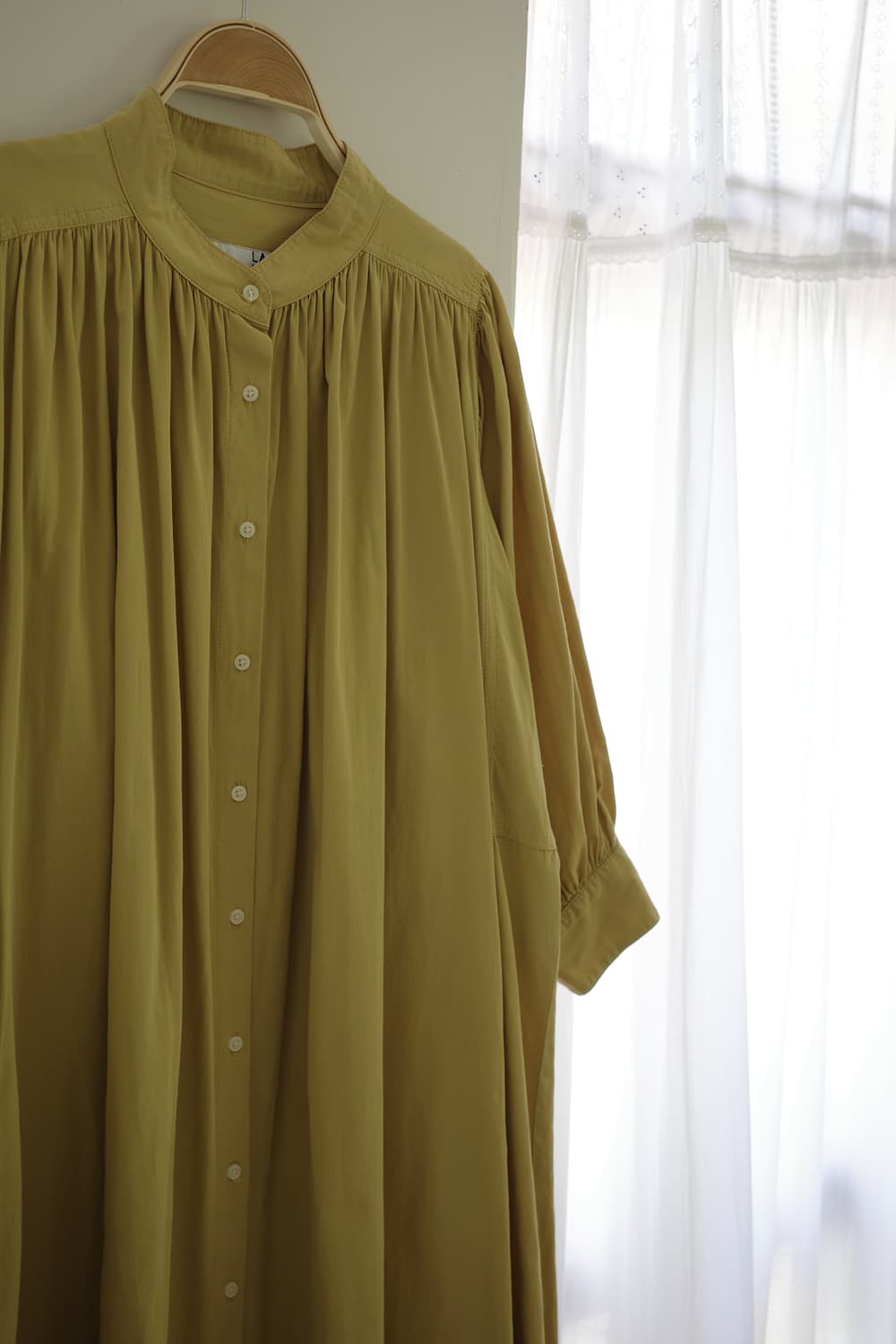 LAKOLE 겨자색 셔츠형 롱 원피스 상품이미지8