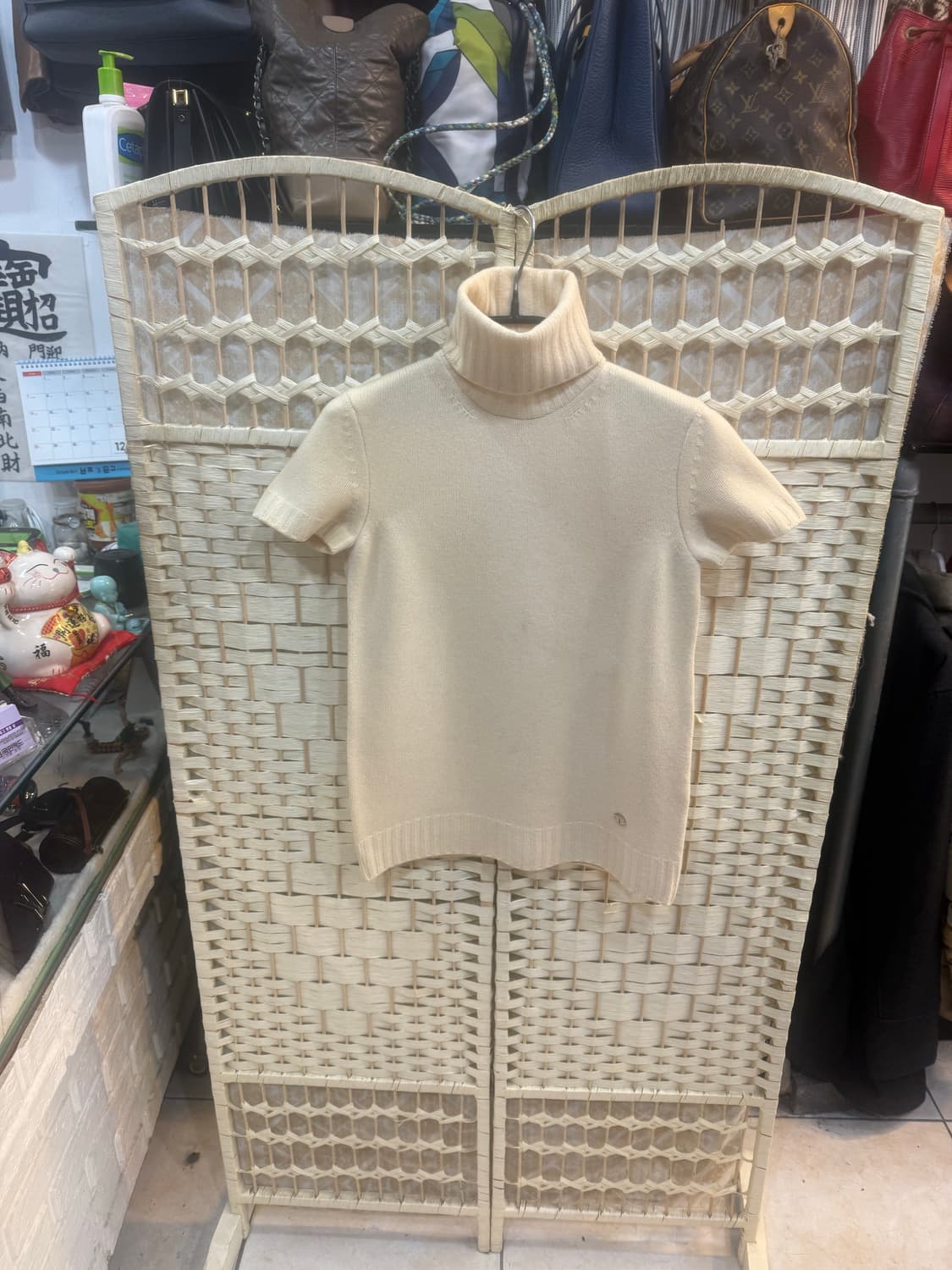 36/44-55 정품 샤넬 목폴라 니트 팝니다 상품이미지1