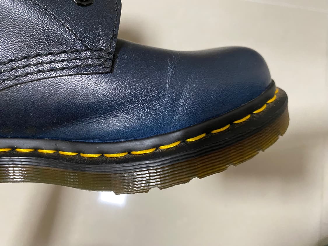 닥터마틴 오리엔탈 10홀 레이스업 부츠 상품이미지6