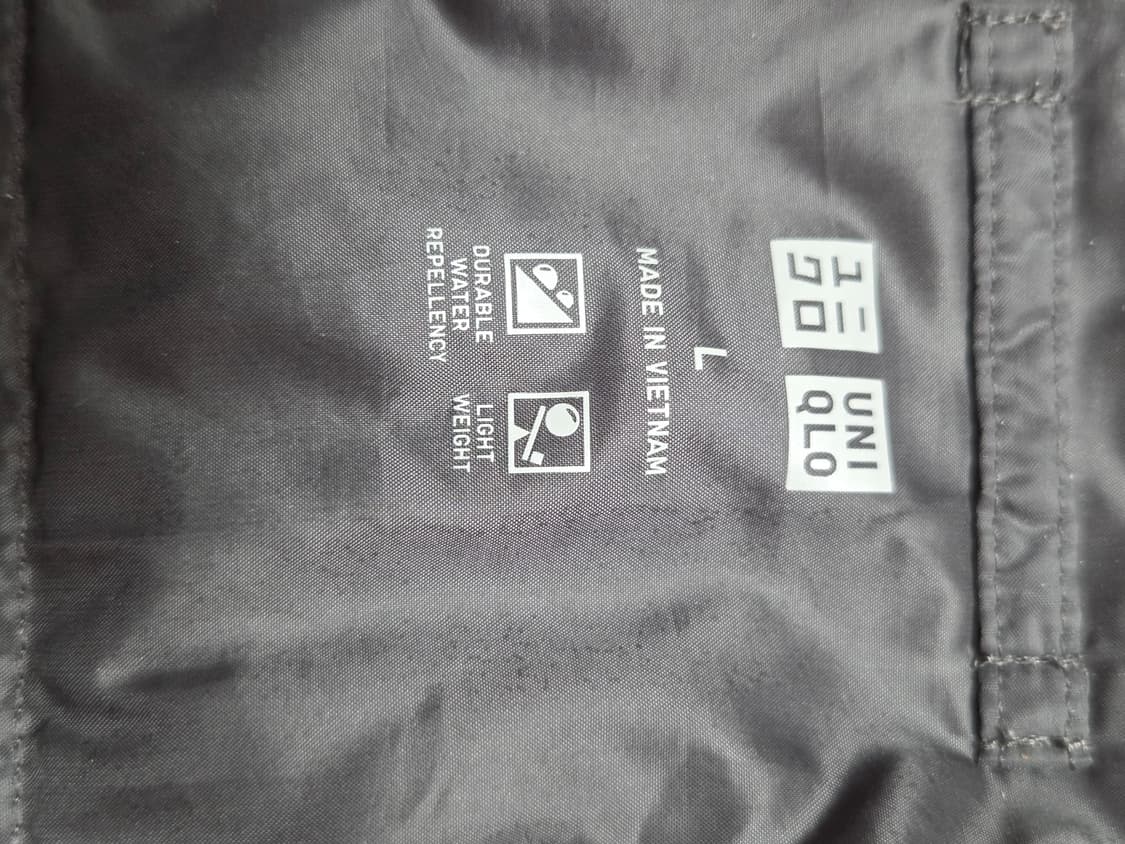 유니클로 울트라 라이트 다운 셔츠 자켓 회색100 상품이미지5