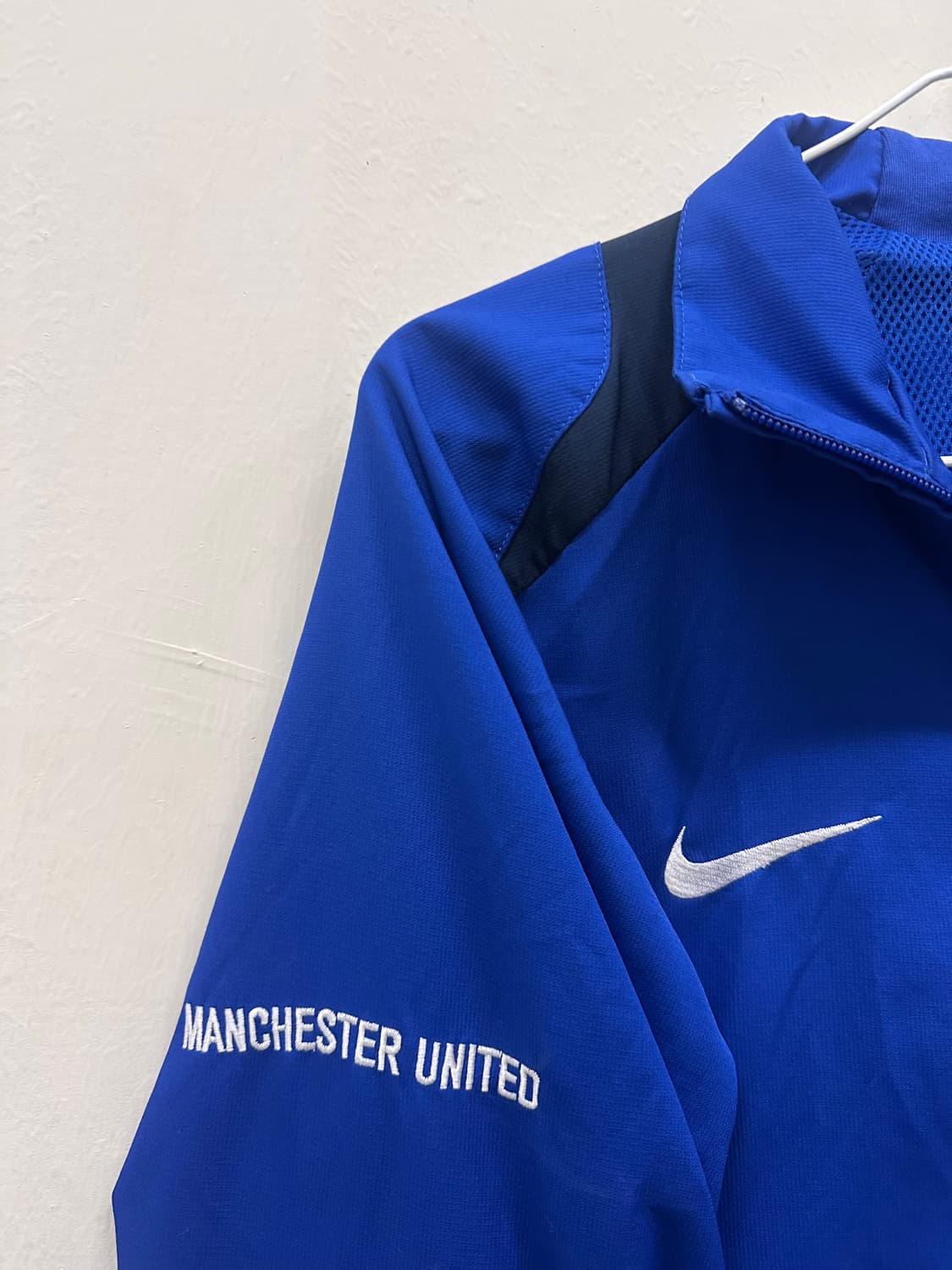 나이키 맨유 축구 바람막이 상품이미지4