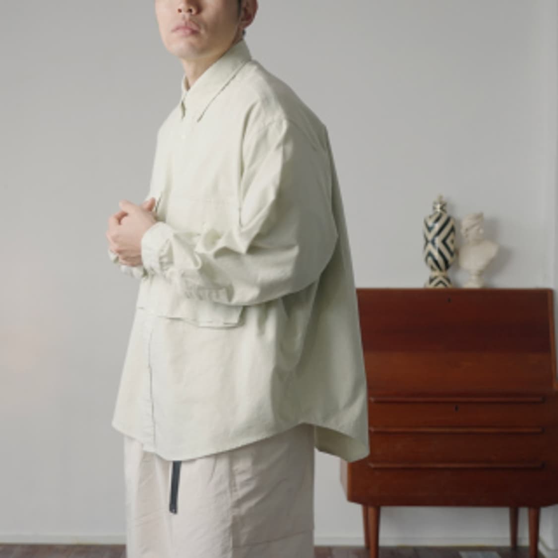 [2] 모이프 x 느린양반 오버핏 와이드 유틸리티 셔츠  상품이미지2