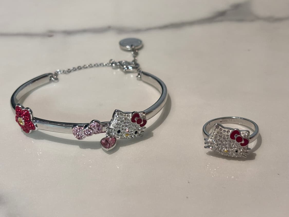 스와로브스키 정품 헬로키티 뱅글팔찌+반지 상품이미지1
