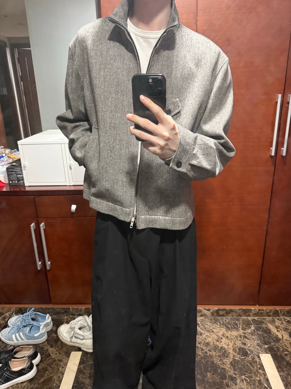 Stu 하이넥 크롭 자켓 라이트 그레이 상품이미지2