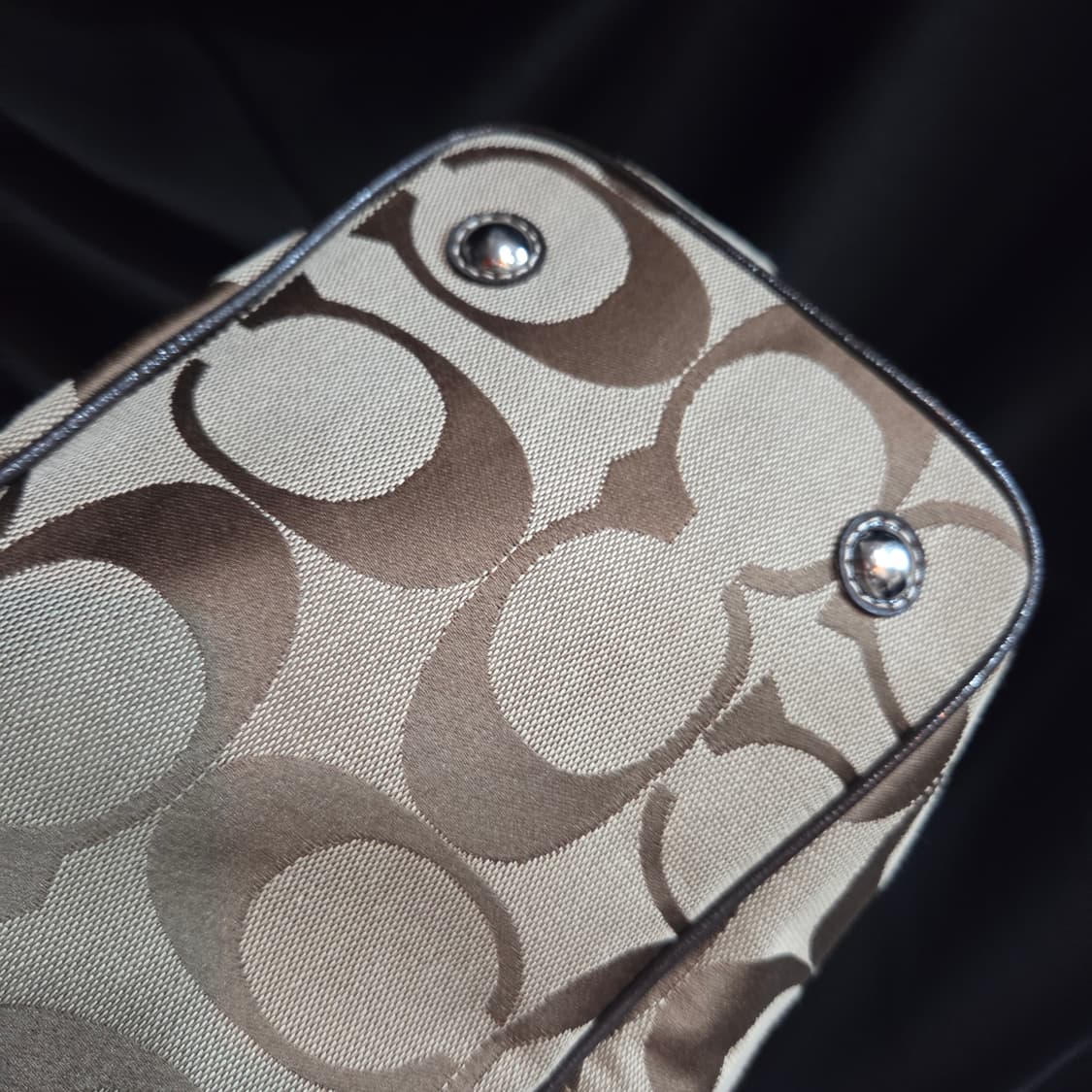 코치 시그니쳐 숄더백 토트백 상품이미지5