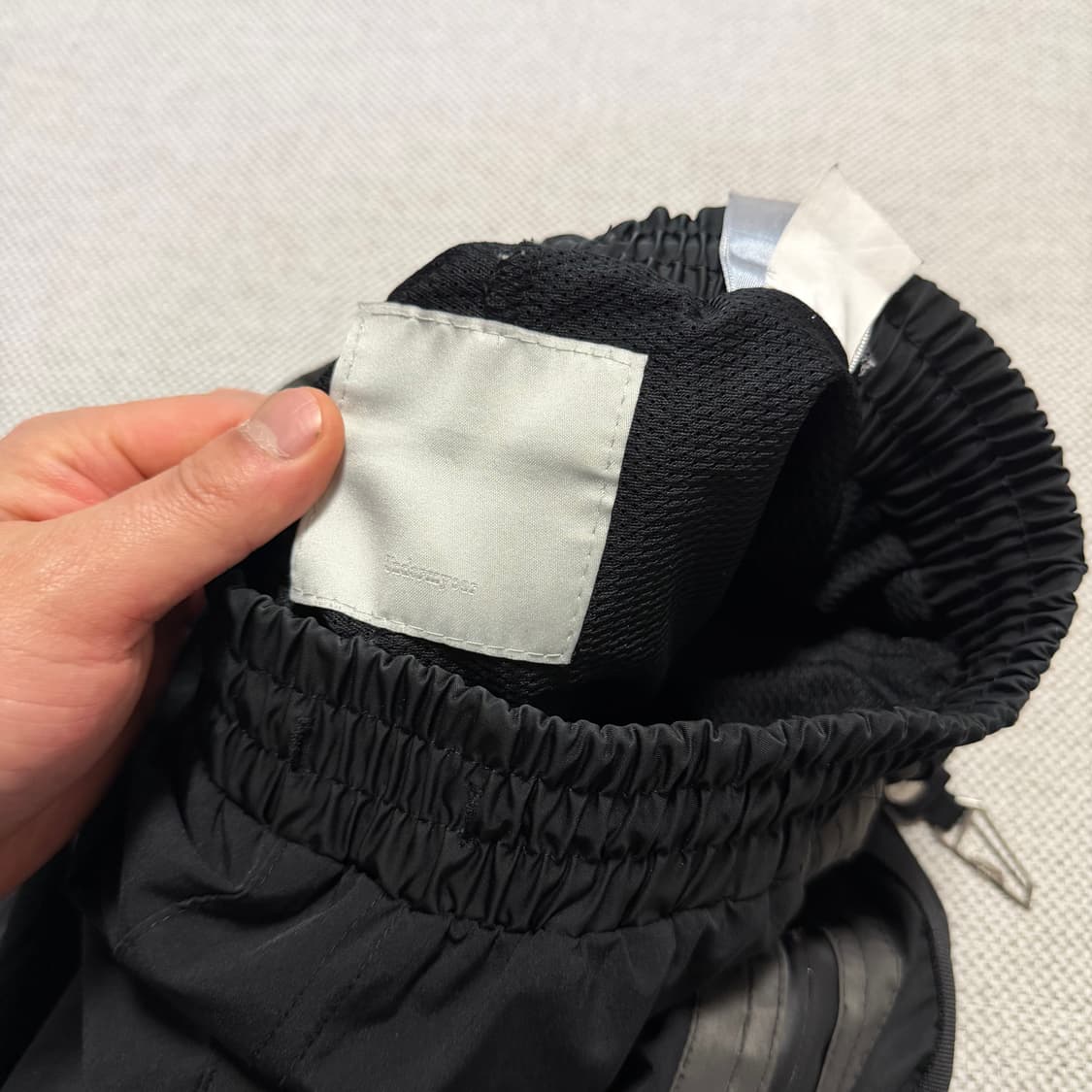 언더마이카 리전01 트위스트 지퍼 라인 테이핑 팬츠 상품이미지5