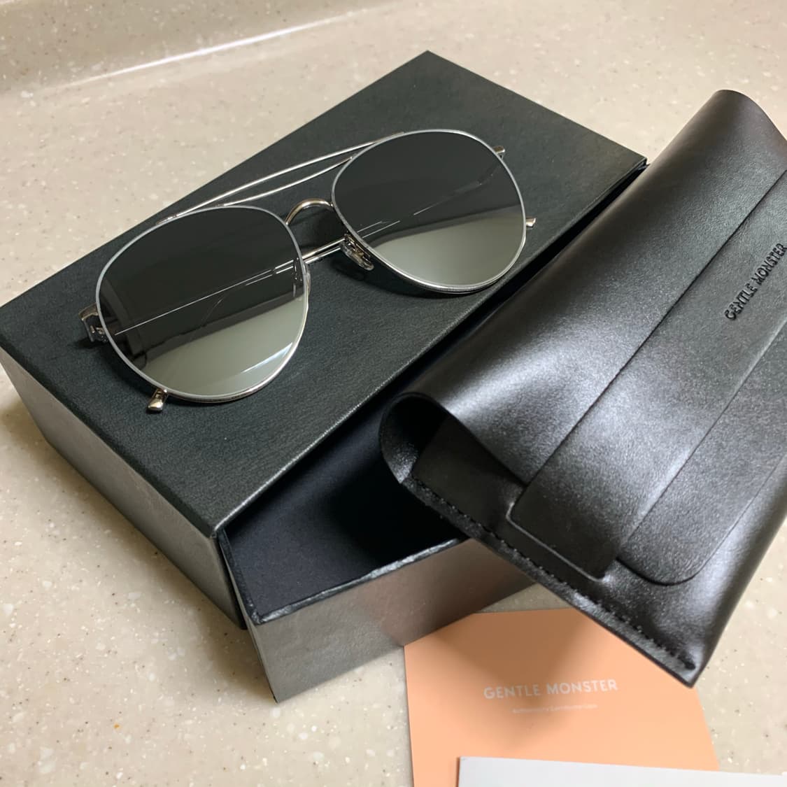 젠틀몬스터 ODD ODD 선글라스 상품이미지1