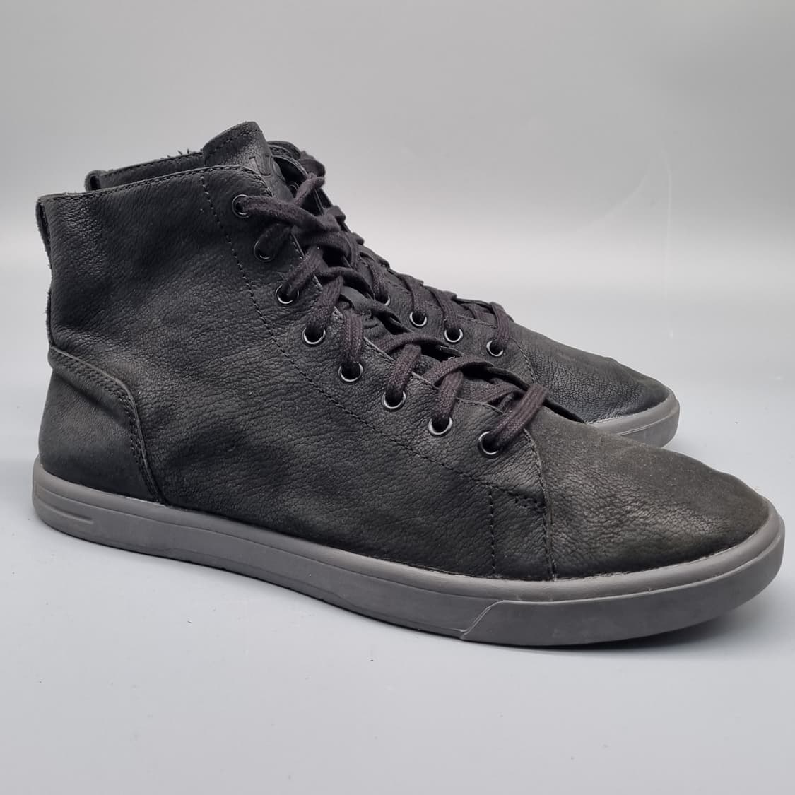 어그 UGG 남성하이탑270 상품이미지1