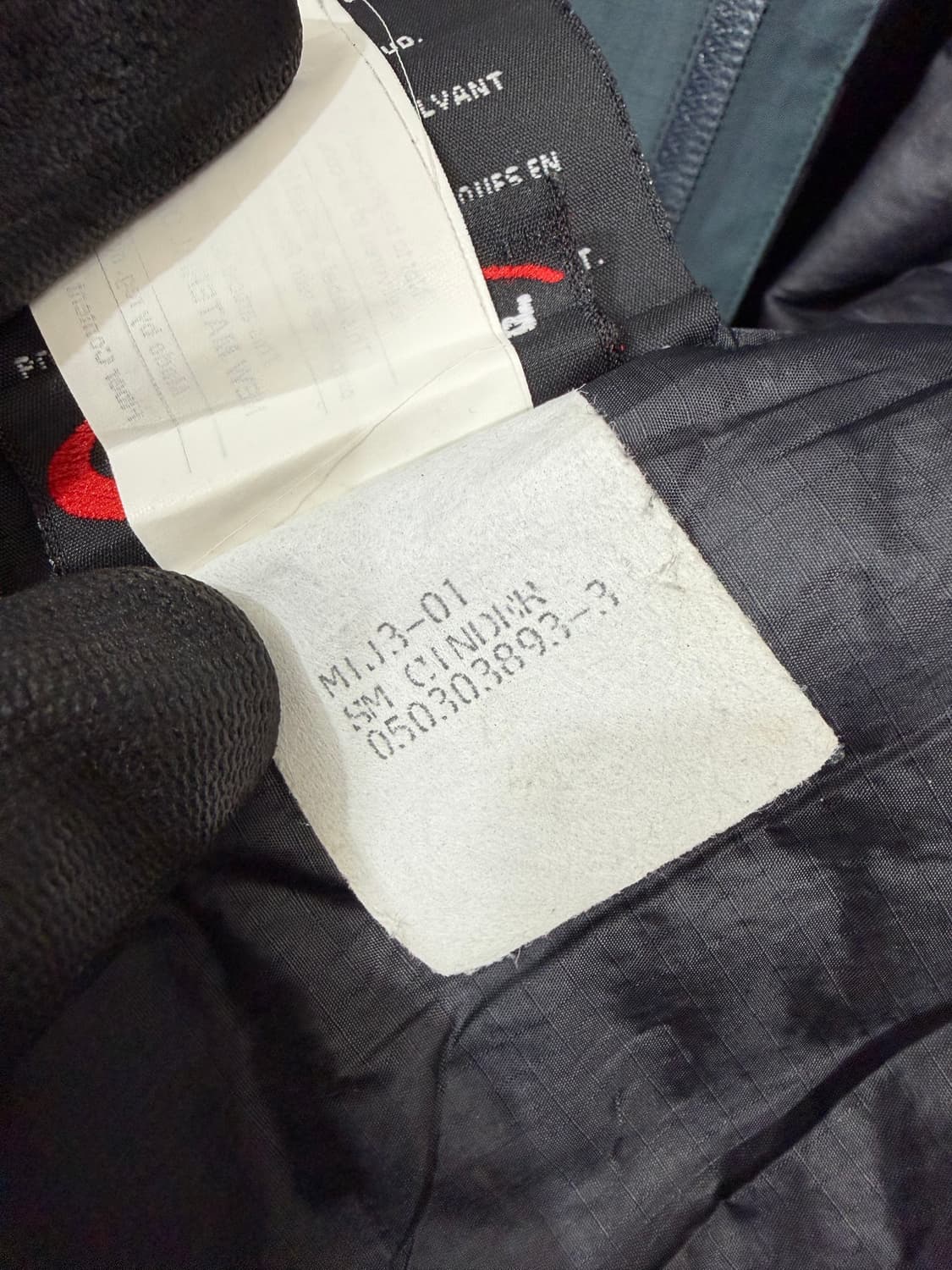 ARC'TERYX 피션 AR (Made In CANADA) 상품이미지5