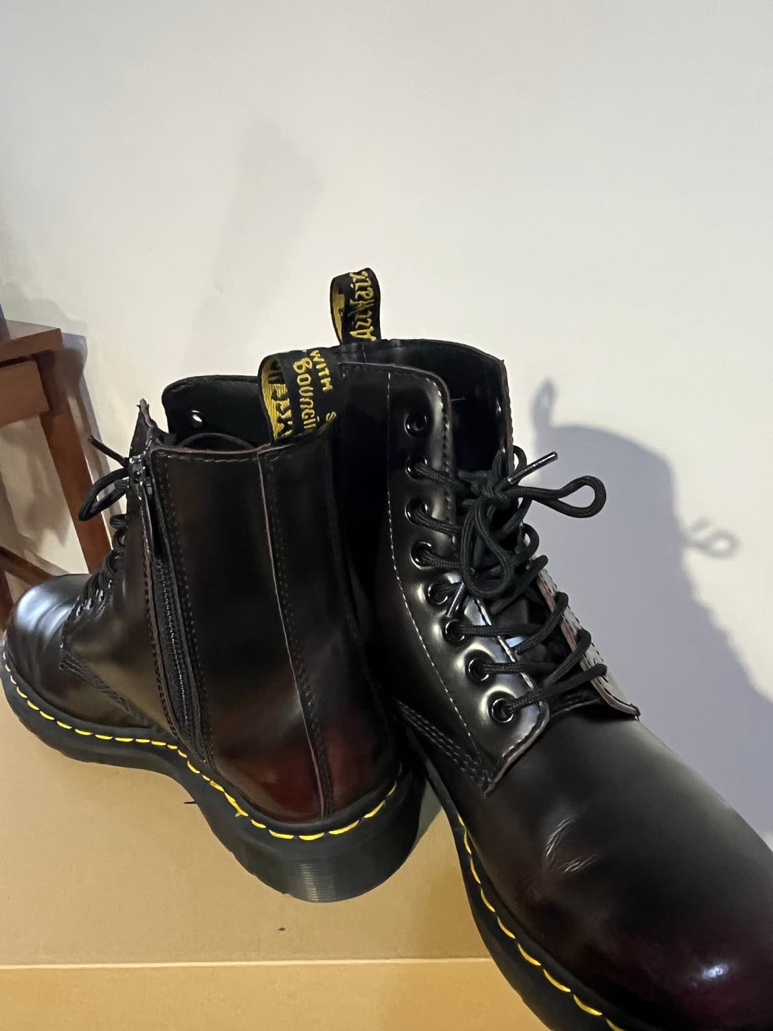 닥터마틴 1460 파스칼 지퍼 체리레드 250 상품이미지5