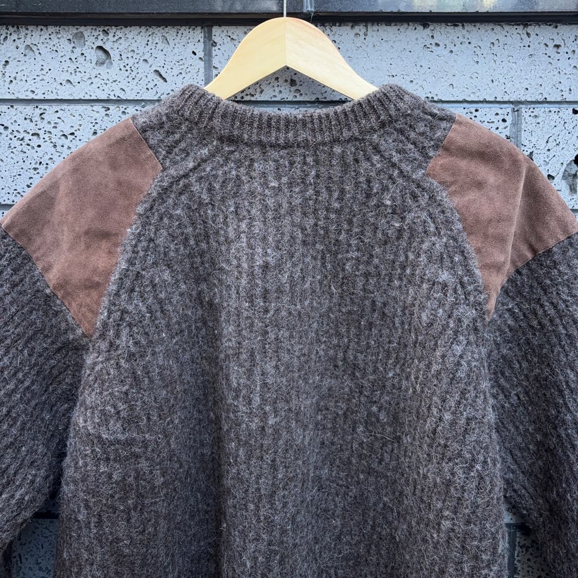 니피 Niffi 울 니트 스웨터 (스웨이드 패치) 상품이미지7