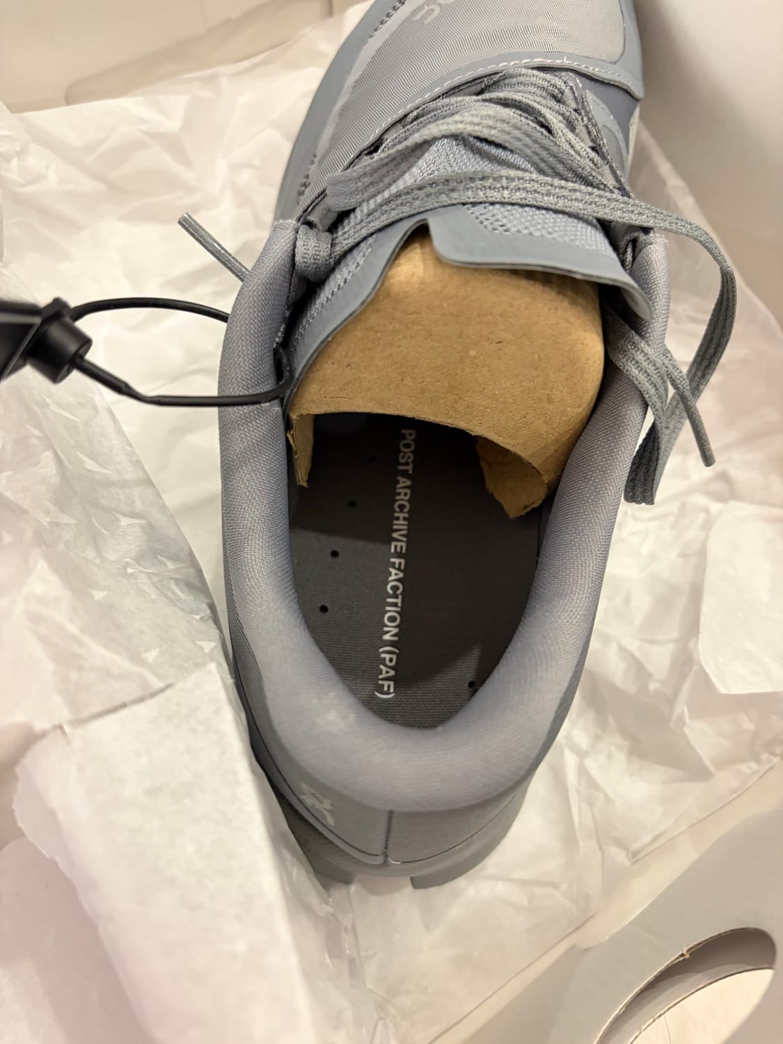 온 러닝 x 포스트 아카이브 팩션 클라우드 몬스터 270 사이즈 상품이미지7