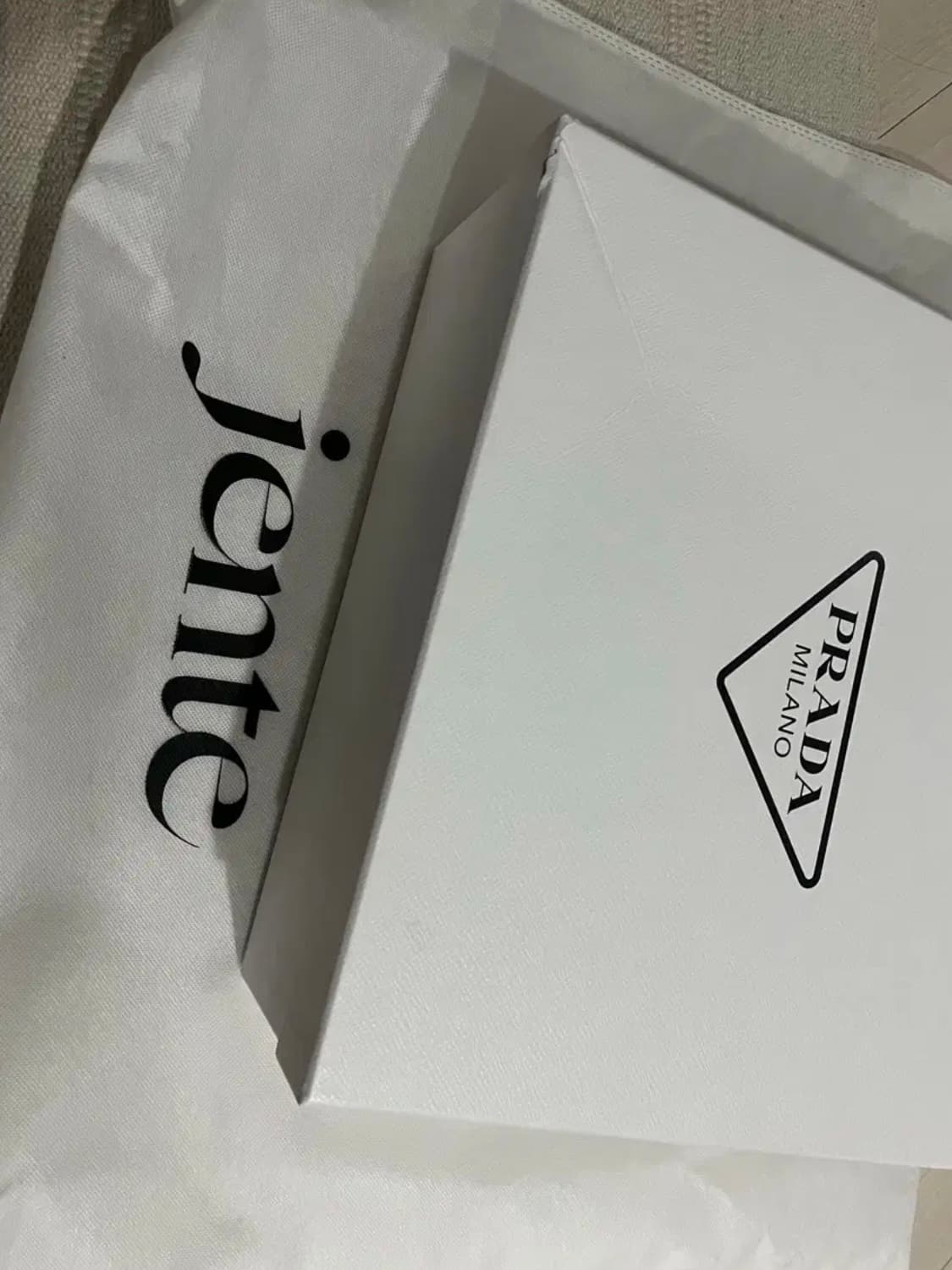 프라다 - 모놀리스 러버 샌들 상품이미지5