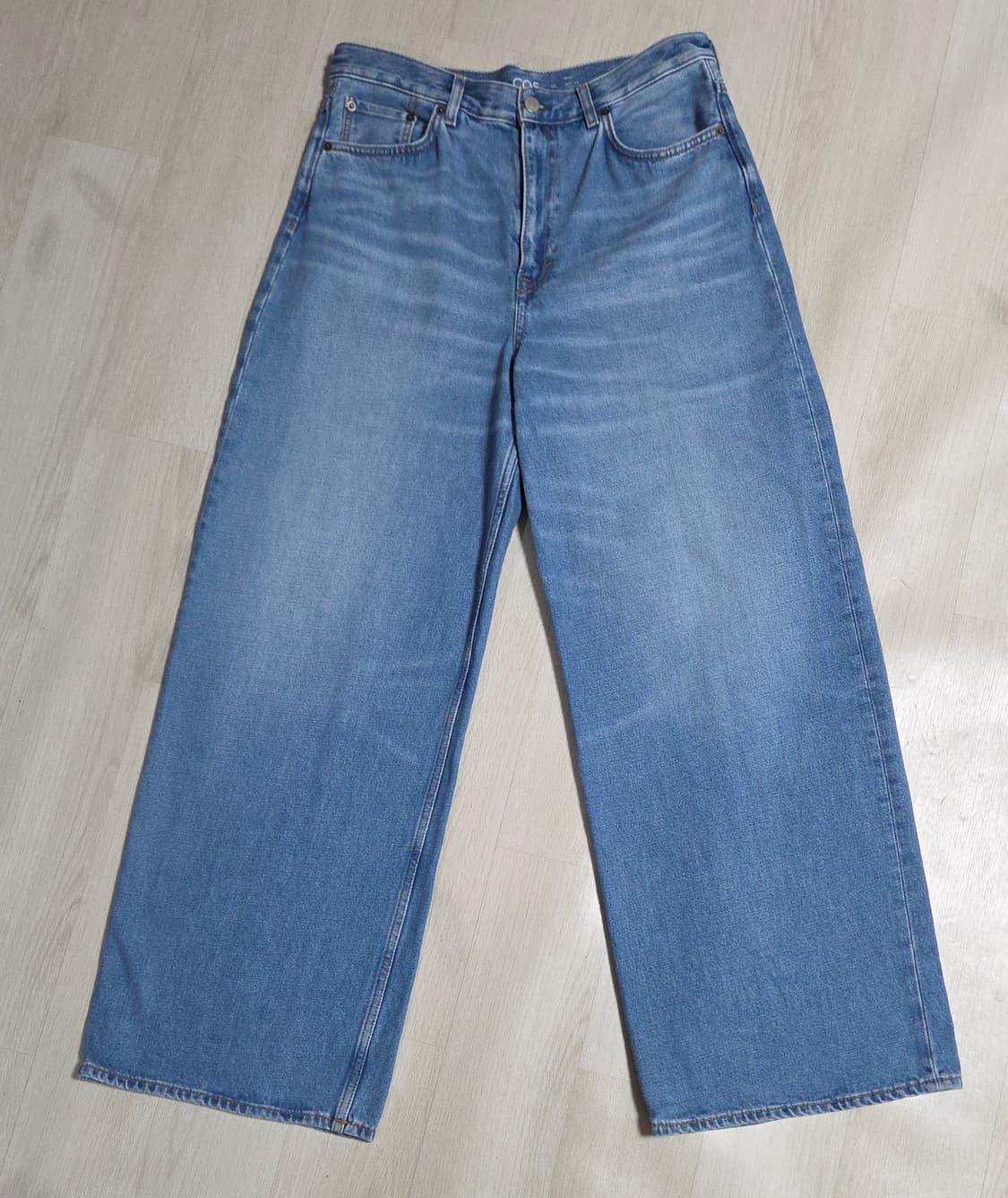 (착샷) COS 코스 와이드 데님  상품이미지1