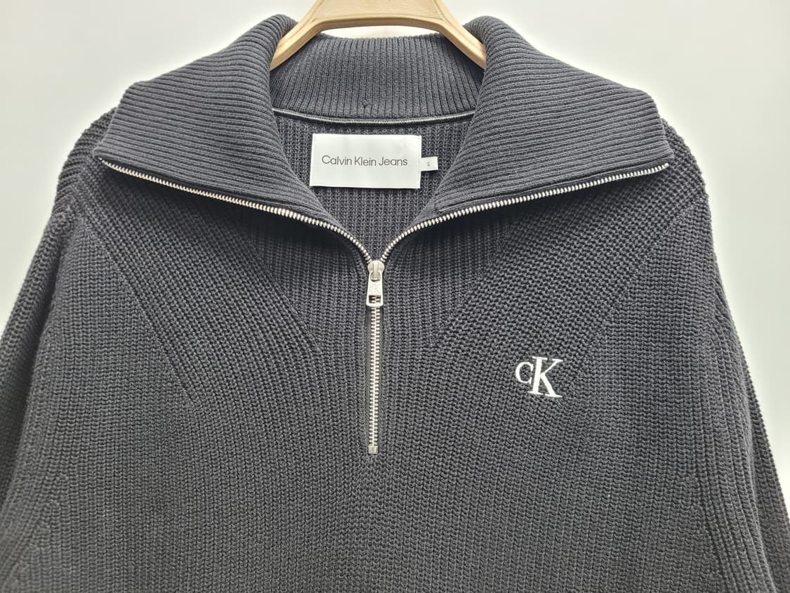 캘빈클라인 23FW 하프 집업 니트 스웨트 / 남 S (95) 블랙
 상품이미지5