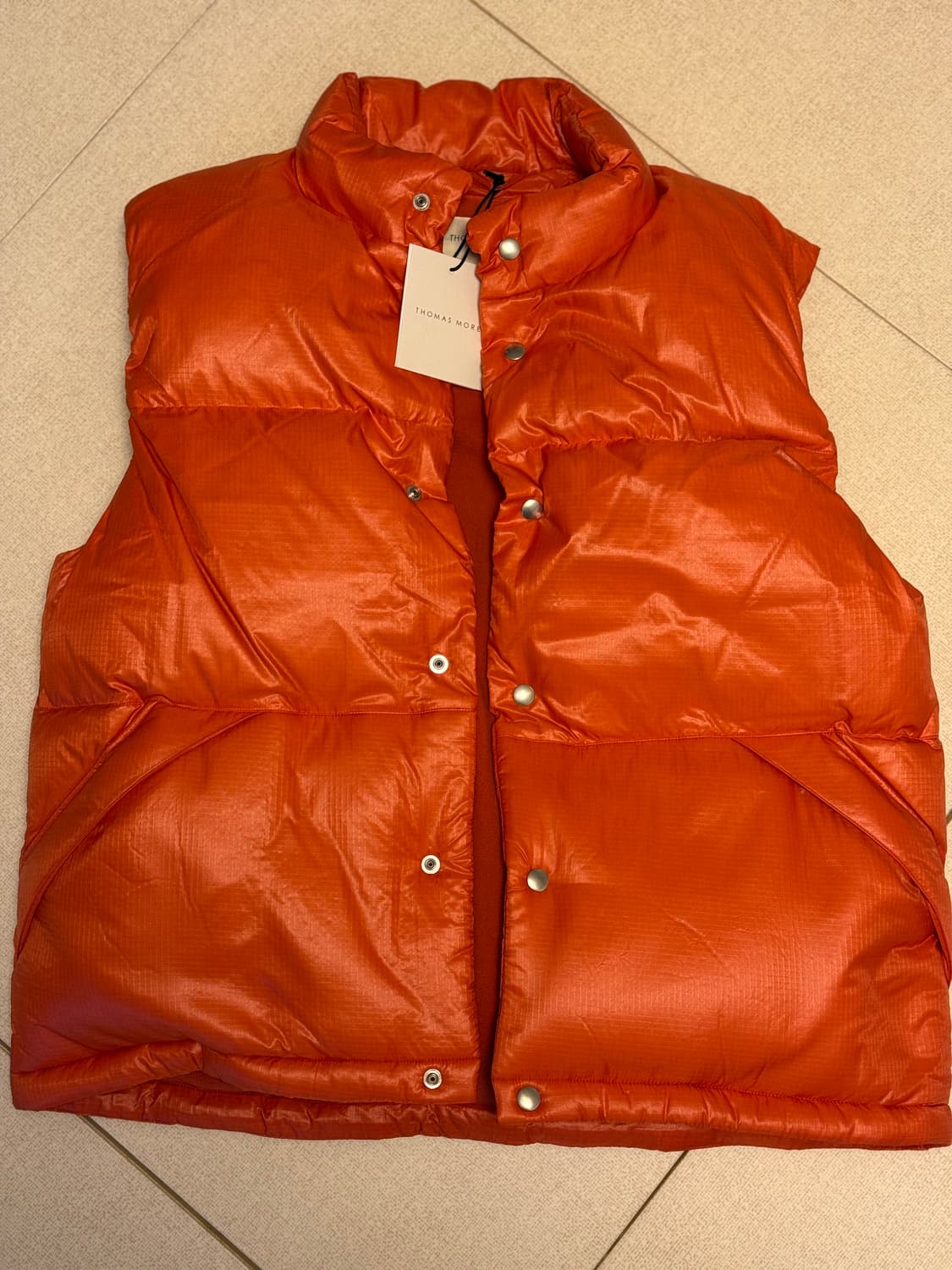 토마스모어 라바 다운 베스트 오렌지 L(새상품) 상품이미지5