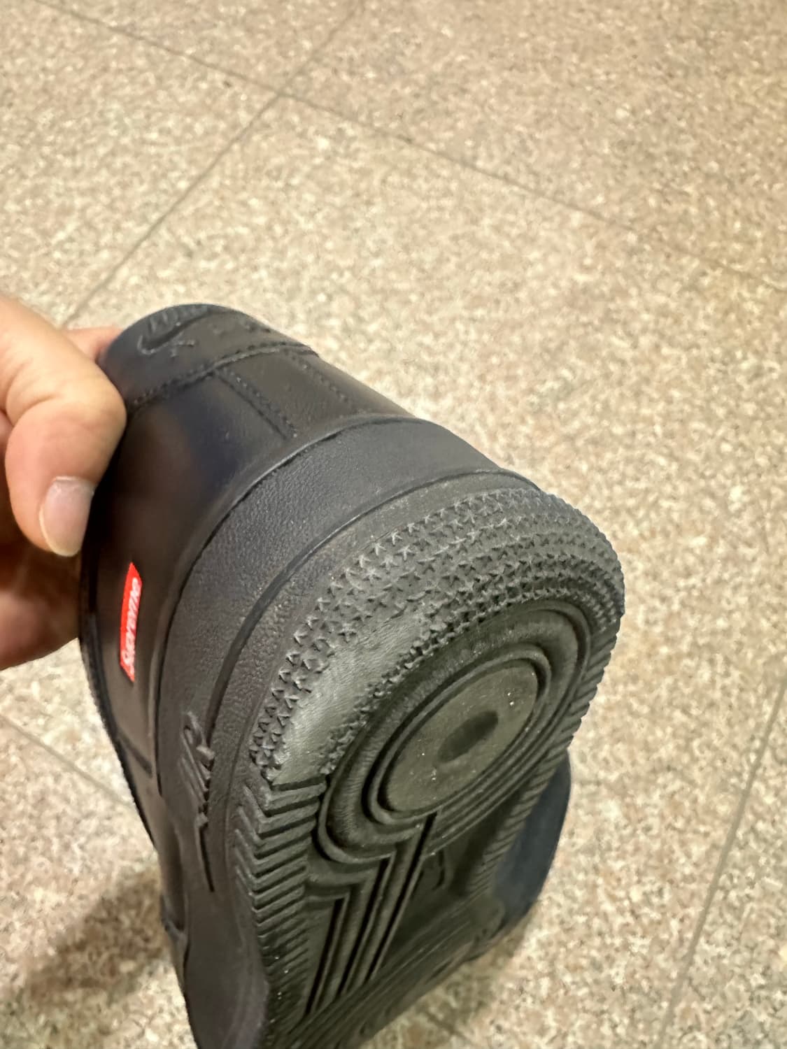 슈프림 포스 블랙275판매 상품이미지3