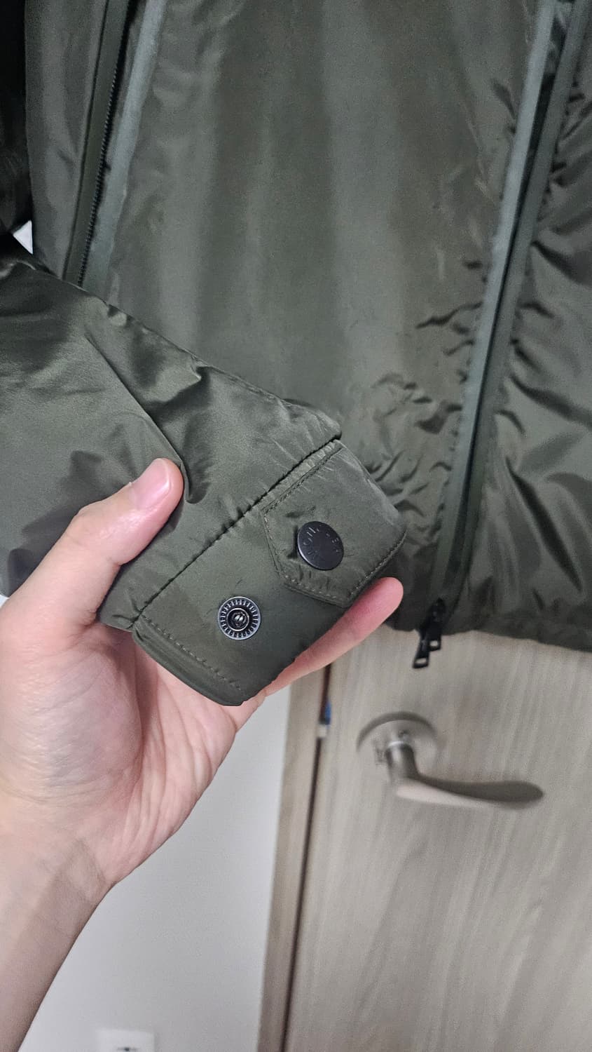 몽클레어 laurain 하이브리드 다운 상품이미지8