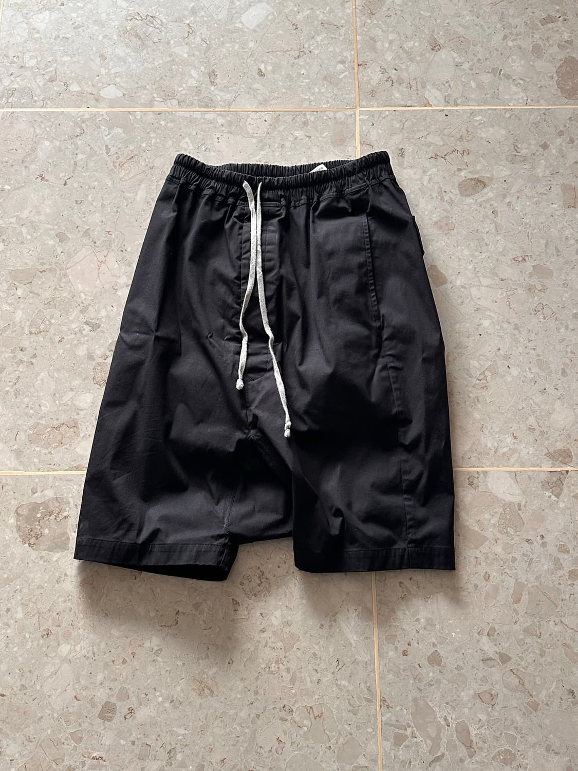 릭오웬즈 반바지 상품이미지1