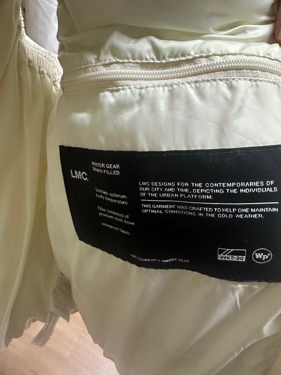 lmc 패딩베스트 크림색 M사이즈(품절상품) 상품이미지5