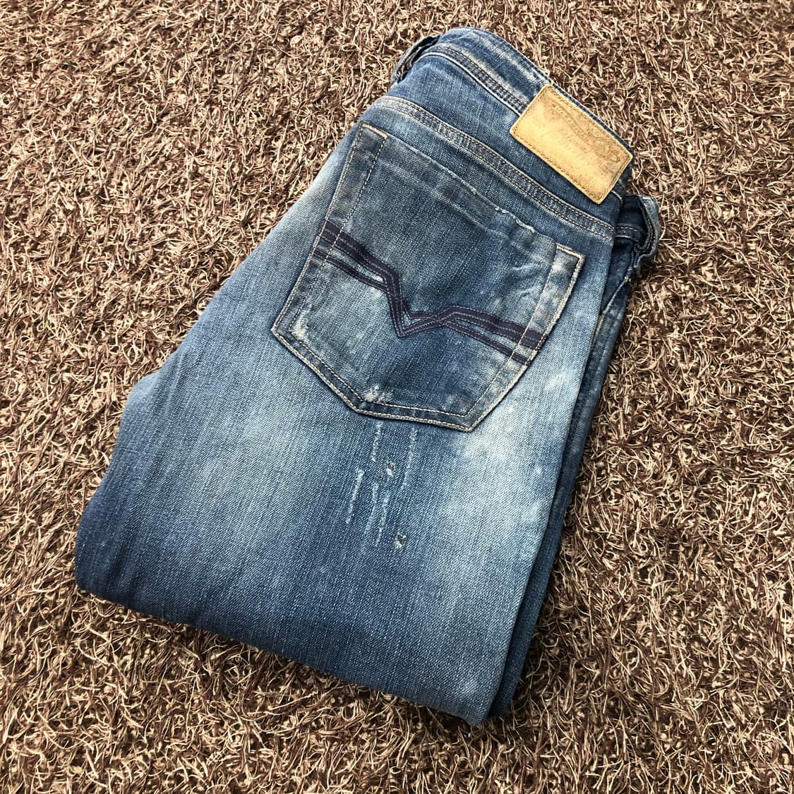 디젤 ZATINY 워싱 디스 부츠컷 데님 팬츠 상품이미지1