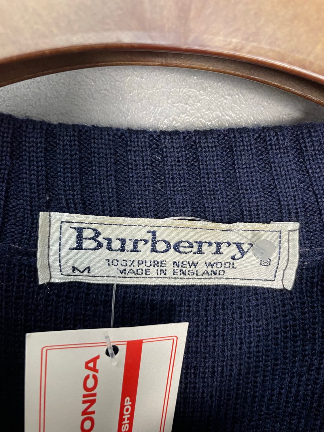 버버리 코만도 네이비 라운드 니트 H2134 상품이미지5