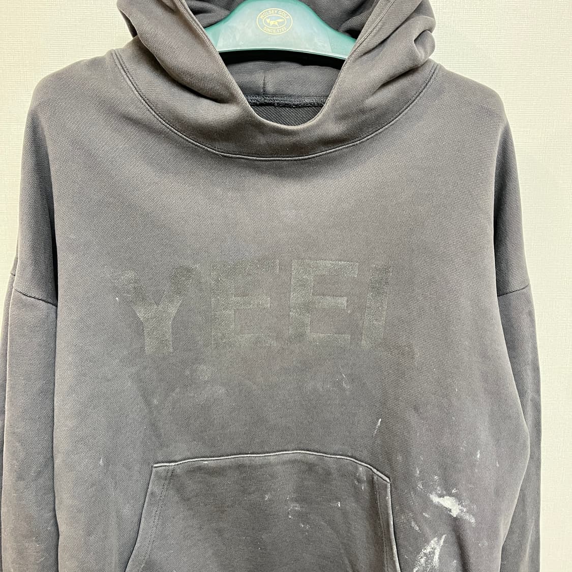 (XL정도 가오리핏) 한섬 LEEY 페인팅 후드 티셔츠 상품이미지2