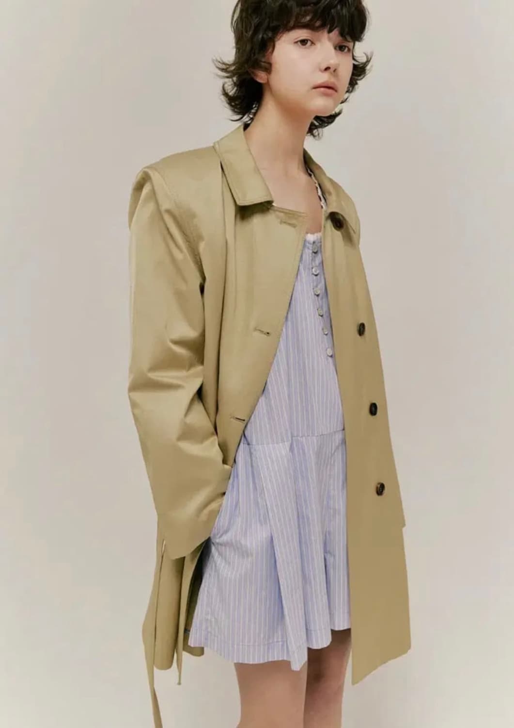 오버듀플레어 하프 트렌치 코트 상품이미지5