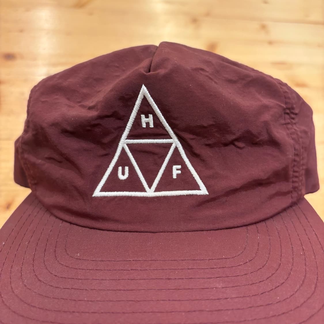 허프 버건디 스몰로고 캠프캡 상품이미지2