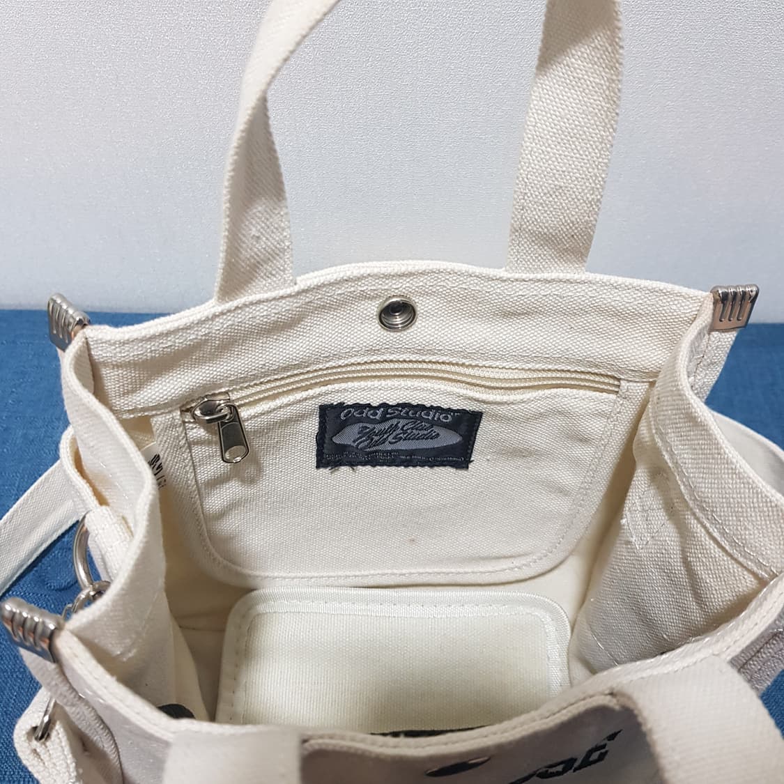 오드스튜디오 캔버스백 상품이미지7