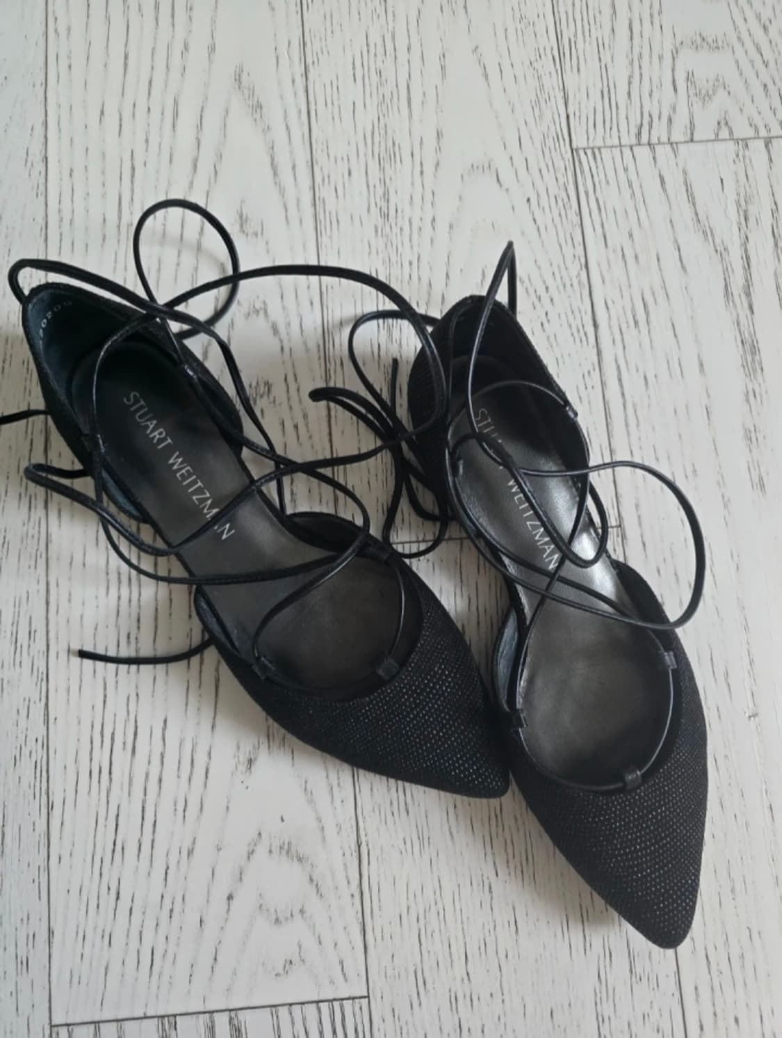 스튜어트 와이츠먼 '길리건' 레이스업 플랫슈즈 (박스 구성) 상품이미지3