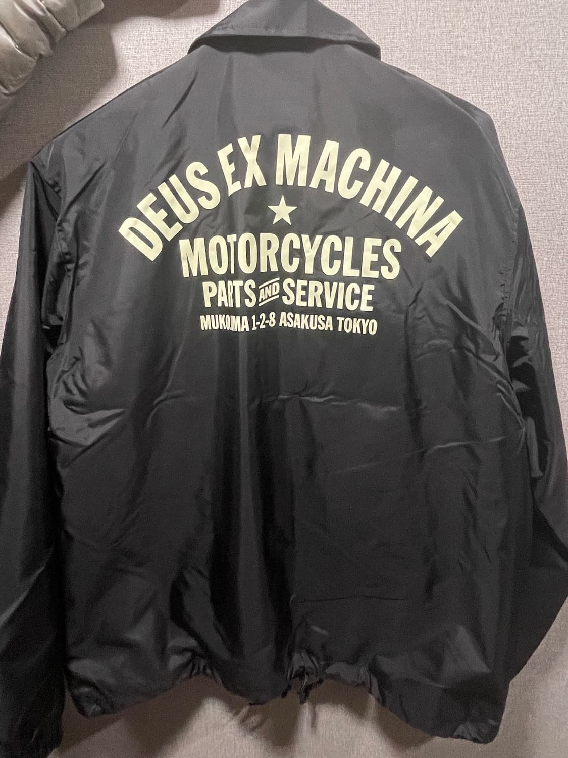 데우스 도쿄 코치 자켓 상품이미지2