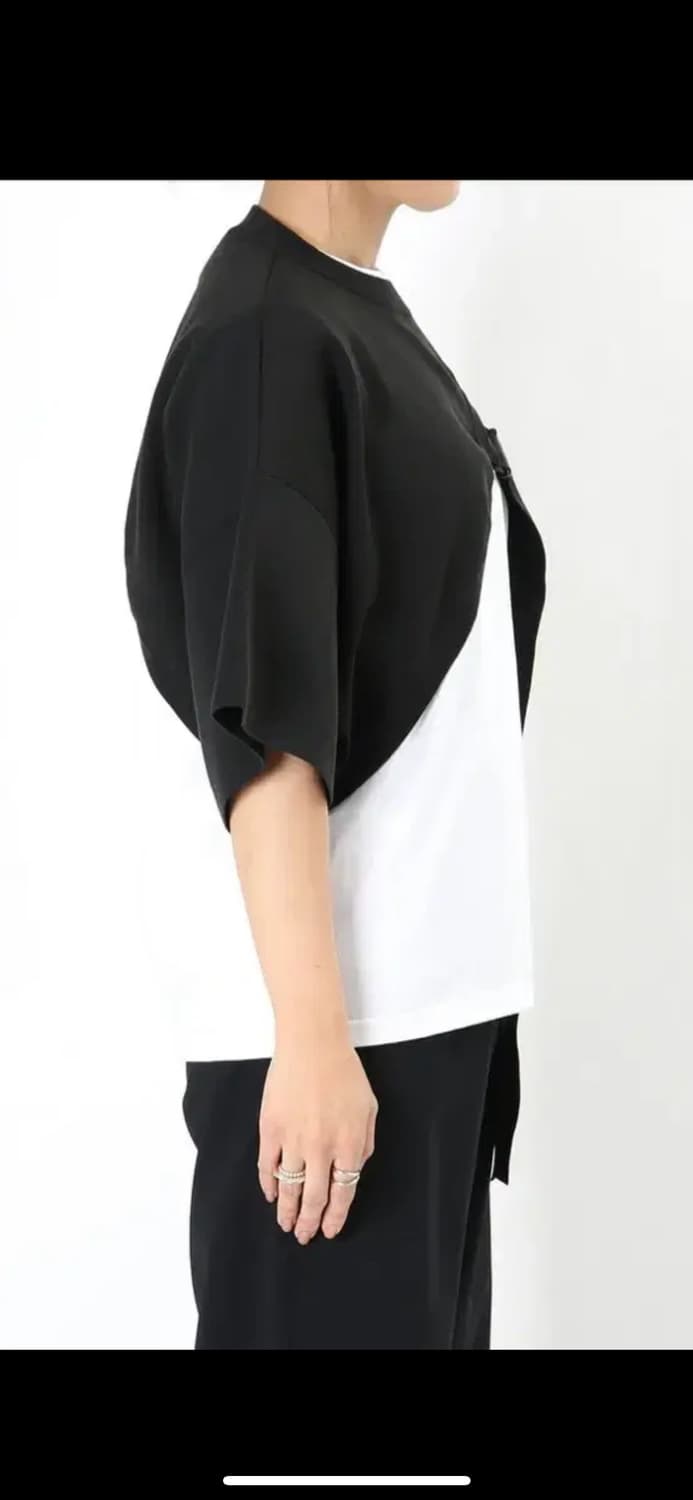 Hyke 하이크 ASYMMETRIC SWEATER TOP 상품이미지5