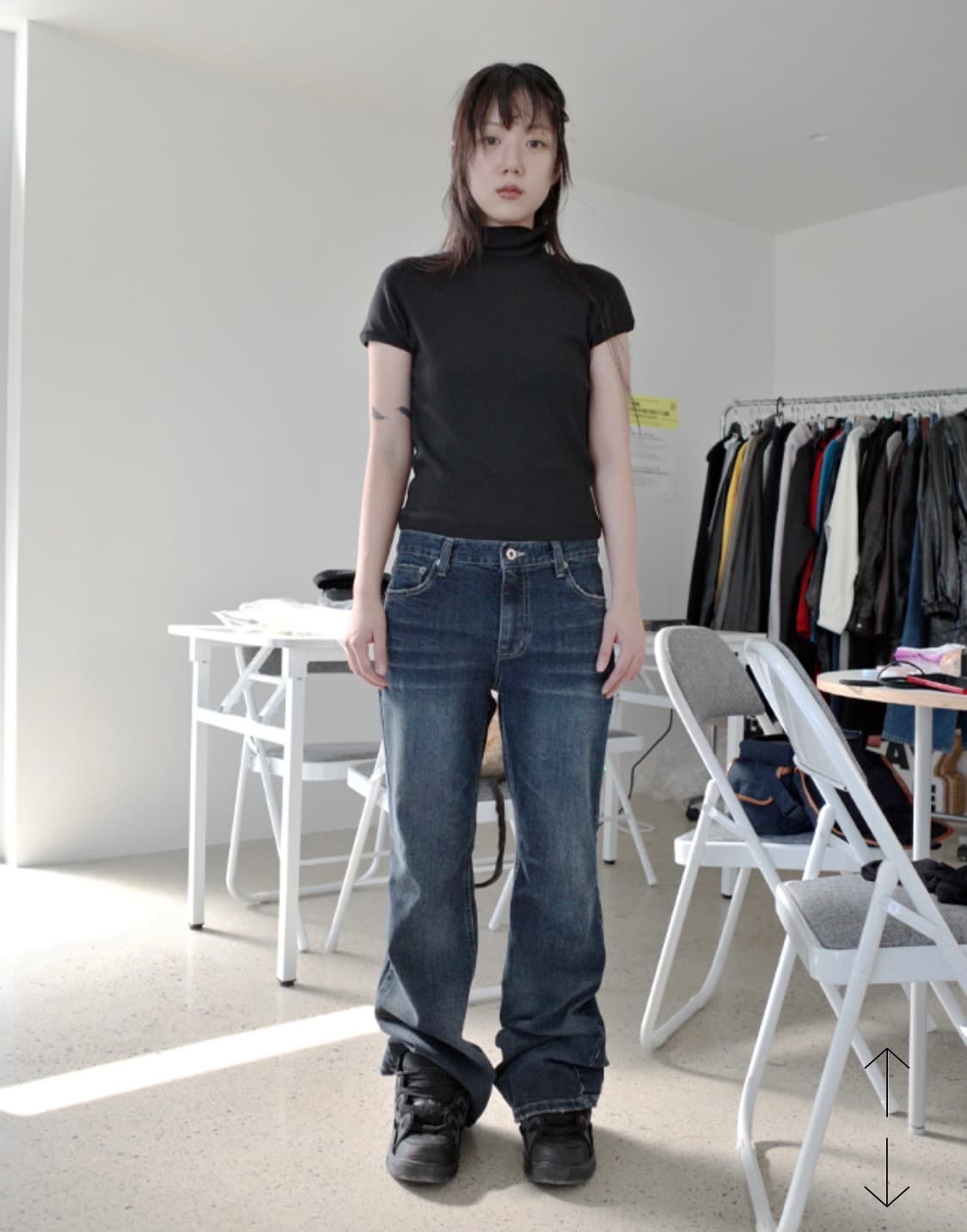 애프터먼데이 부츠컷 데님 상품이미지1