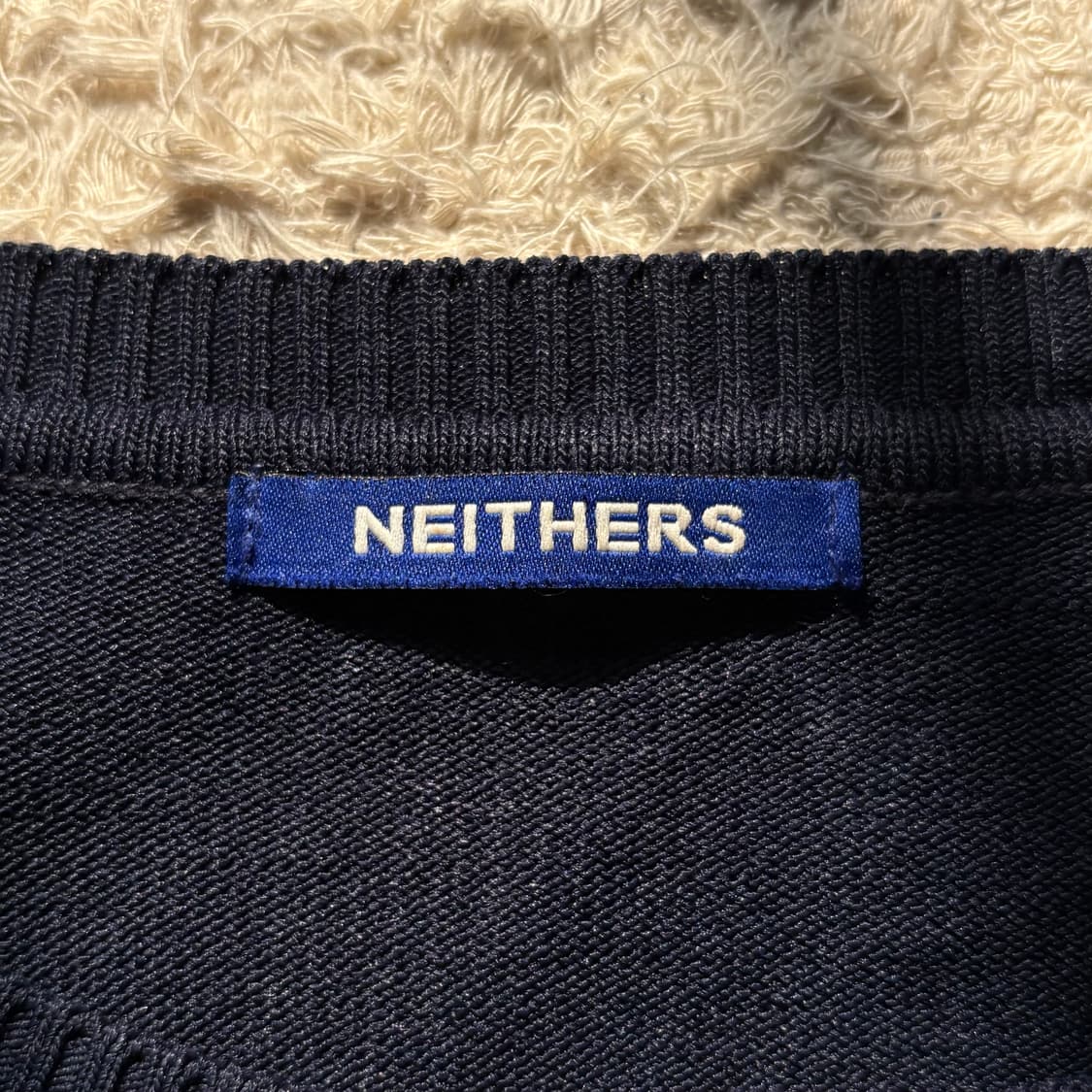 NEITHERS 네이더스 스몰로고 라운드 니트 상품이미지6