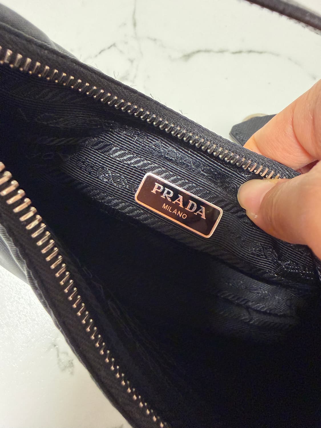 정품 프라다 리에디션 호보백  상품이미지8