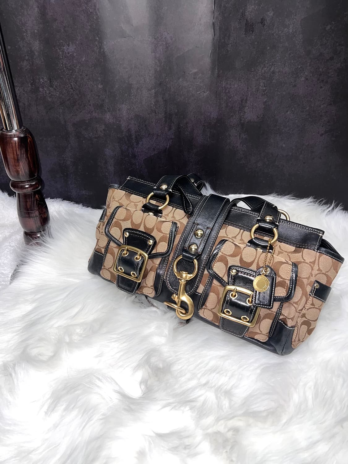 Rare coach 65주년 Legacy Mandy 아카이브 사첼백 상품이미지2