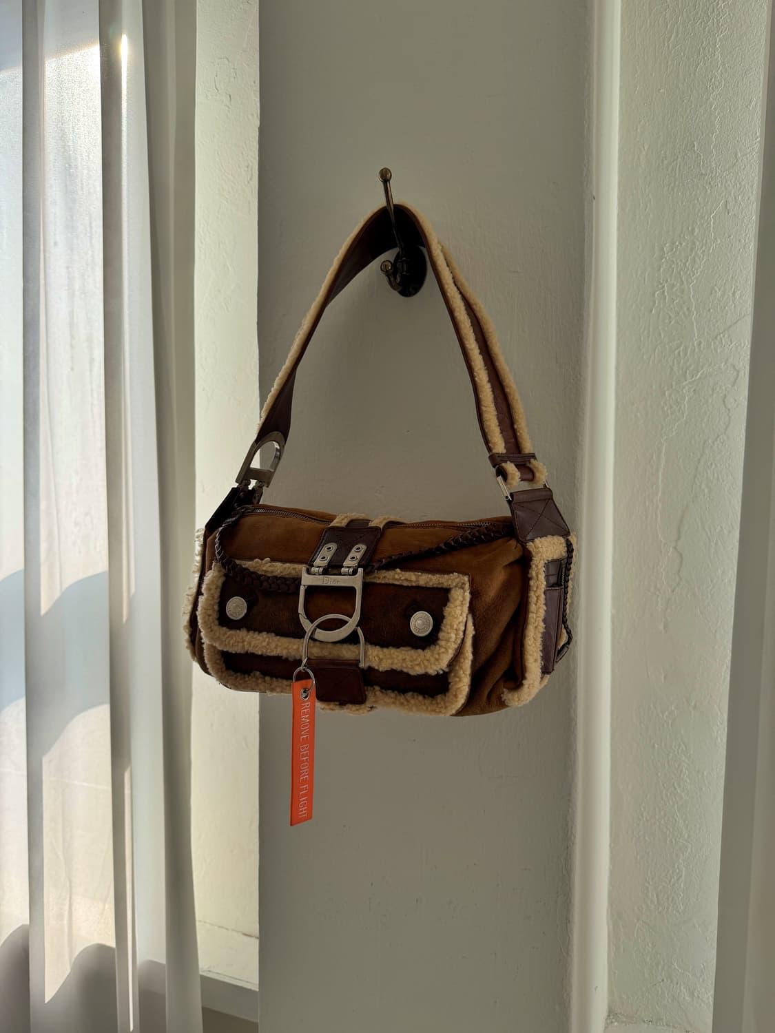 [Dior] Flight Shearling Bag 상품이미지1