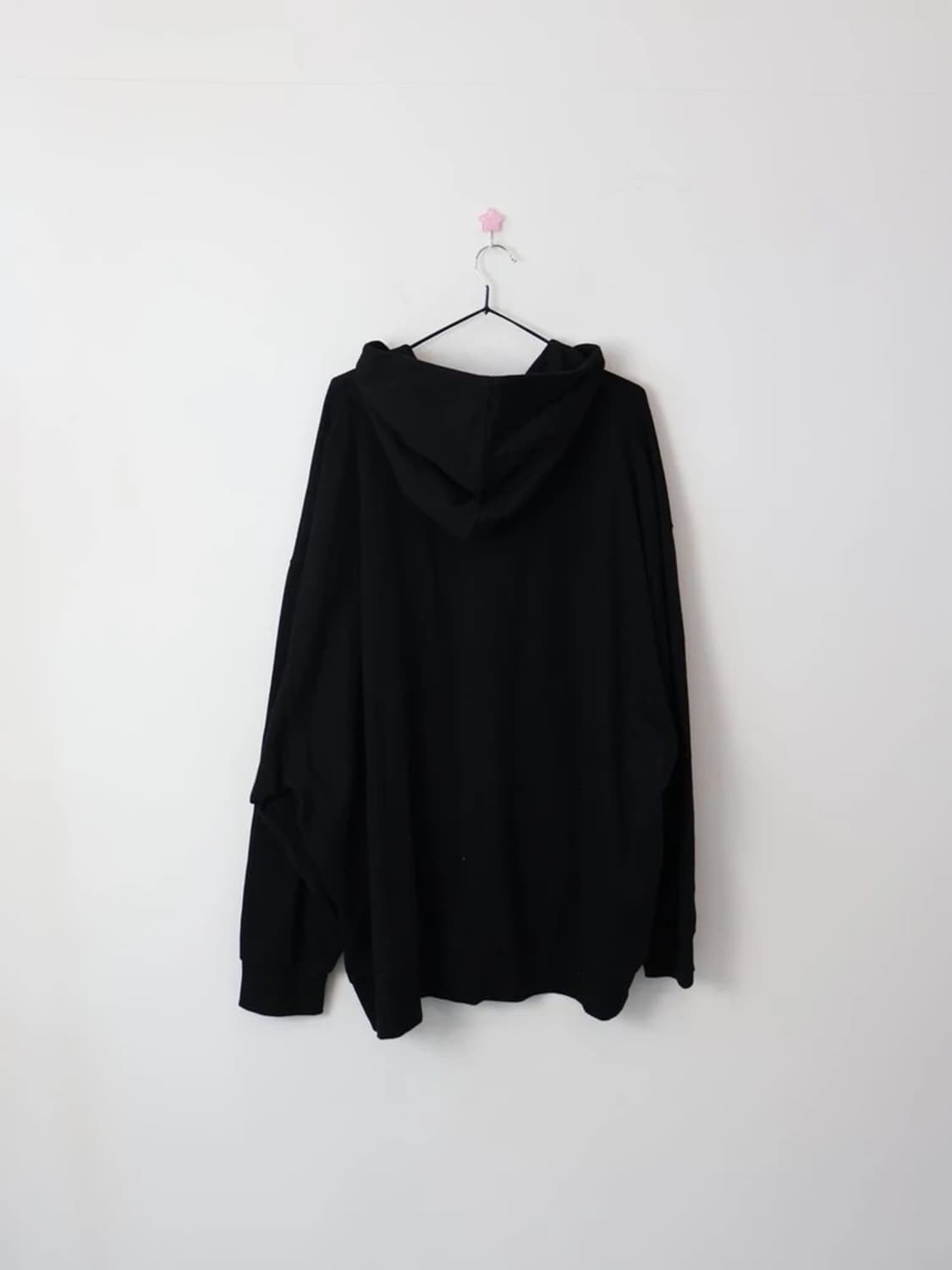 NECOBUCHI SAN Black Zip Hoodie 상품이미지4