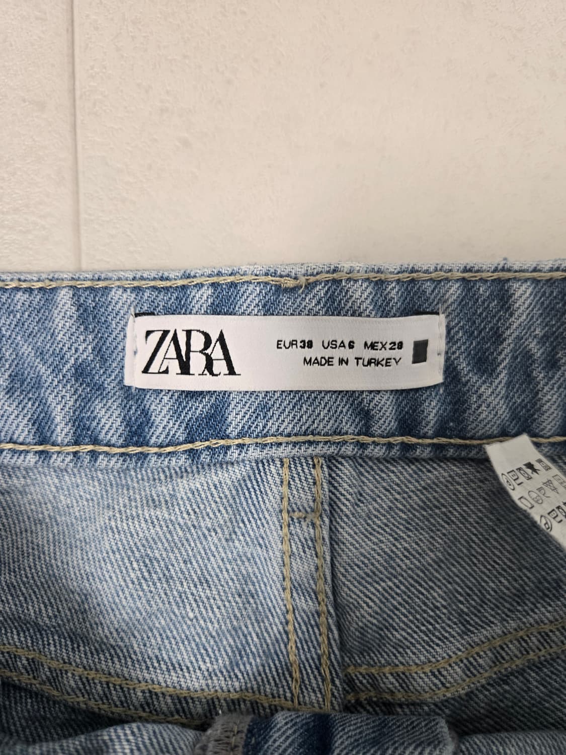 zara 자라 연청 스트레이트 데님 / 일자핏 청바지 38사이즈 상품이미지4