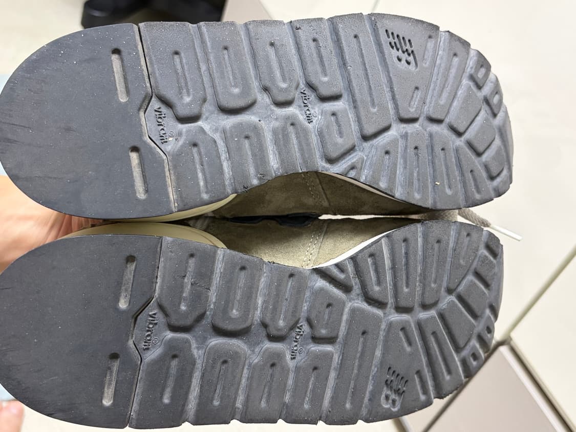 뉴발란스 990v1 올리브 265 판매합니다 상품이미지7